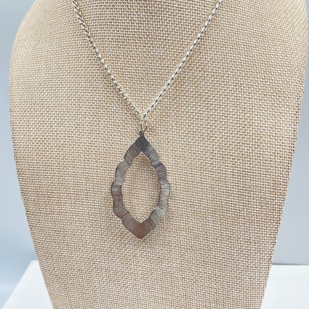 Silver-Tone Wheat Chain Glitter Resin Inlay Quatrefoil Pendant Lobster Necklace